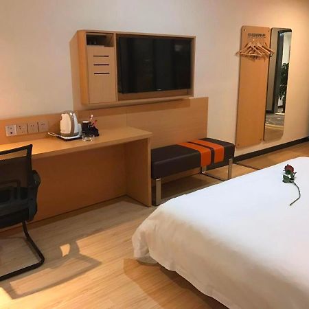 7 Days Premium Chongqing Jiangbei International Airport Branch 호텔 외부 사진